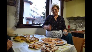 LE CHIACCHIERE  RICETTE DELLA NONNA MARIA [upl. by Nileek]