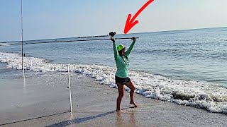 How To Cast A Surf Fishing Rod For Distance amp Accuracy [upl. by Jd]