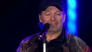 Il mondo che vorrei  Vasco Rossi LIVE [upl. by Aerdnu501]